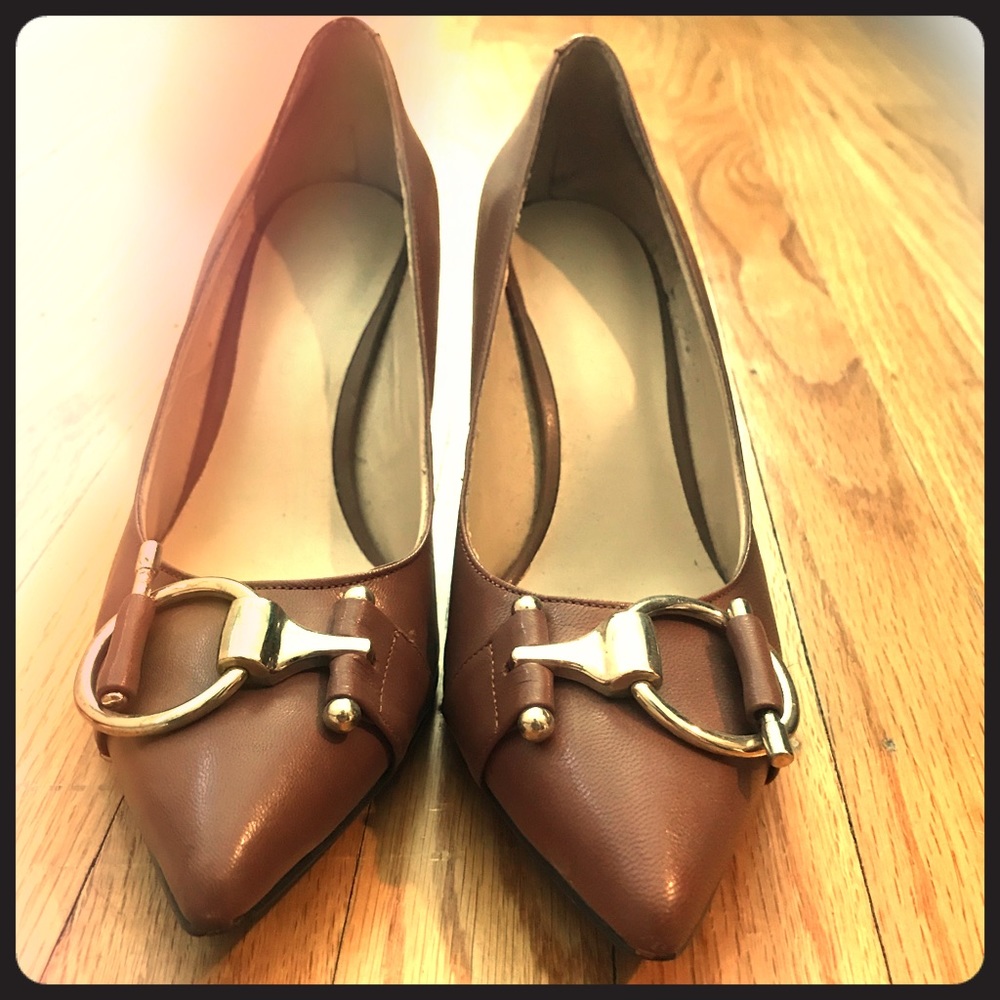 Bandelino classic kitten heel camel pumps